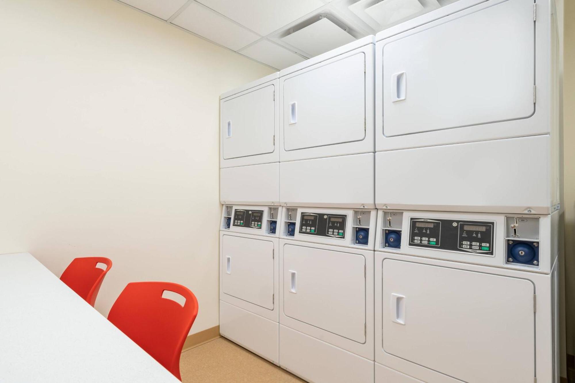 Towneplace Suites By Marriott Logan Buitenkant foto